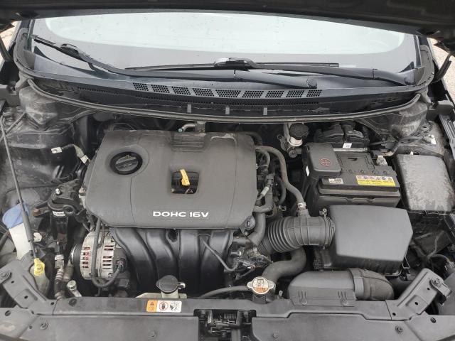 Photo 7 from auction – 2017 KIA FORTE LX with VIN 3KPFK4A78HE072851