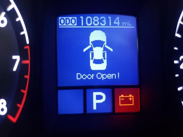 Photo 8 from auction – 2013 HYUNDAI GENESIS 3. with VIN KMHGC4DD4DU214235