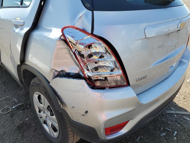 Photo 9 from auction – 2018 CHEVROLET TRAX LS with VIN KL7CJKSB6JB530223