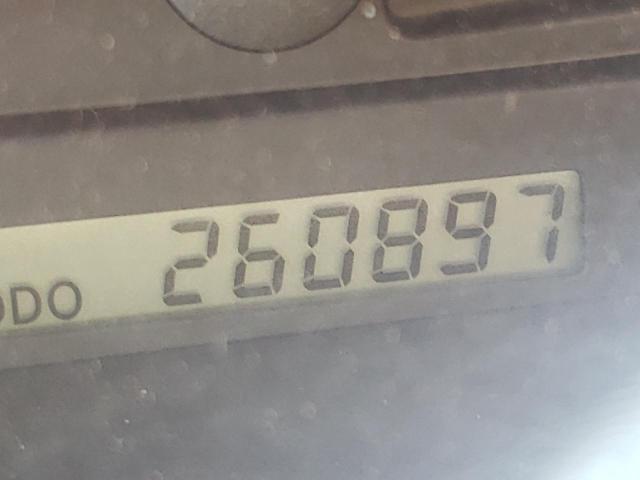 Photo 8 from auction – 2003 TOYOTA CAMRY LE with VIN 4T1BF32K03U566269