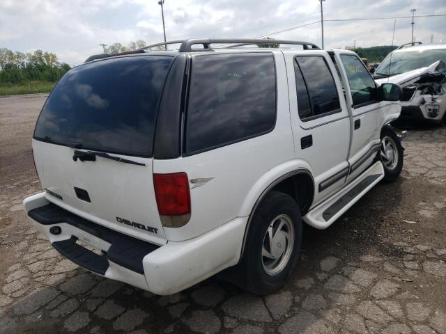 Photo 4 from auction – 2000 CHEVROLET BLAZER with VIN 1GNDT13W0Y2338987