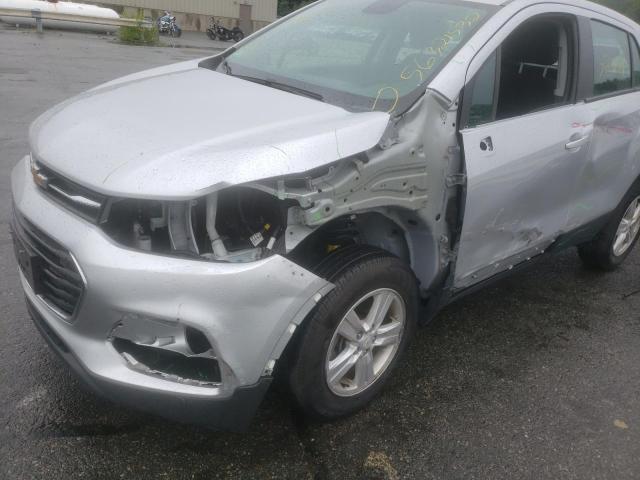 Photo 9 from auction – 2018 CHEVROLET TRAX LS with VIN KL7CJNSB8JB532153