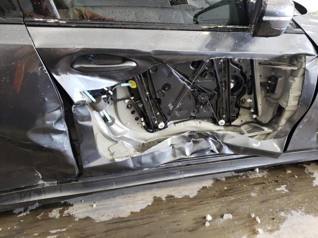 Photo 9 from auction – 2022 BMW 330XI with VIN 3MW5R7J09N8C35381