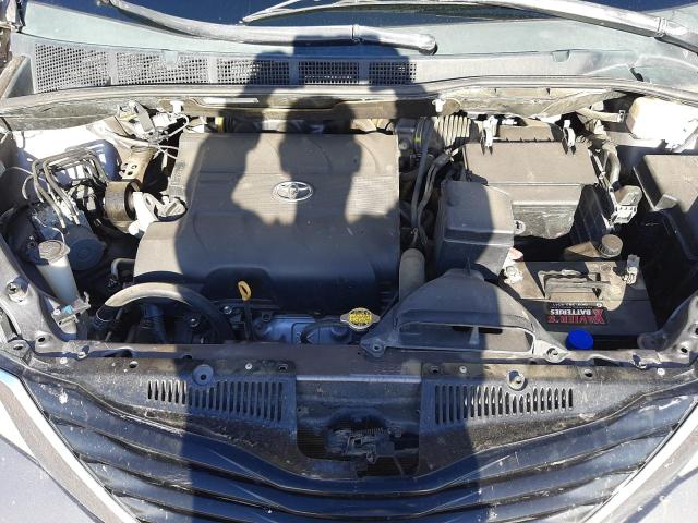 Photo 7 from auction – 2012 TOYOTA SIENNA LE with VIN 5TDKK3DCXCS249111