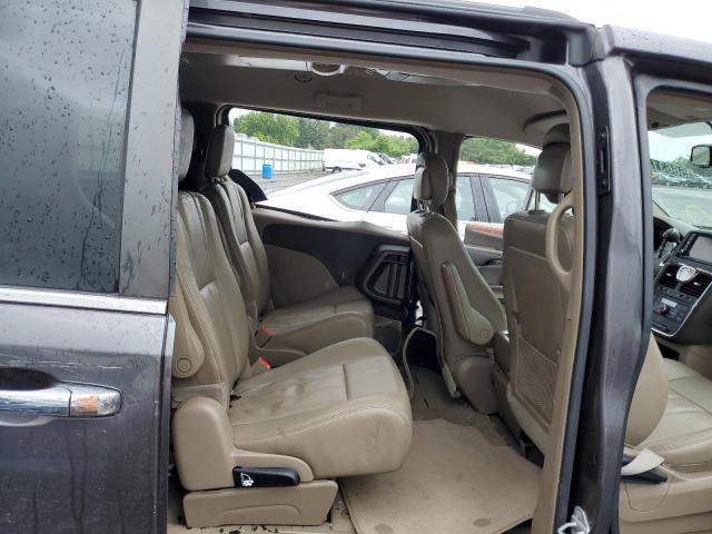 Photo 6 from auction – 2016 CHRYSLER TOWN & COU with VIN 2C4RC1BG1GR120355