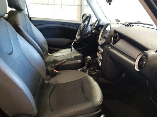 Photo 5 from auction – 2009 MINI COOPER with VIN WMWMF33599TW78912