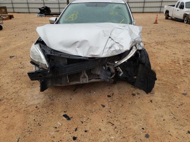 Photo 9 from auction – 2014 NISSAN SENTRA S with VIN 3N1AB7AP1EY281129
