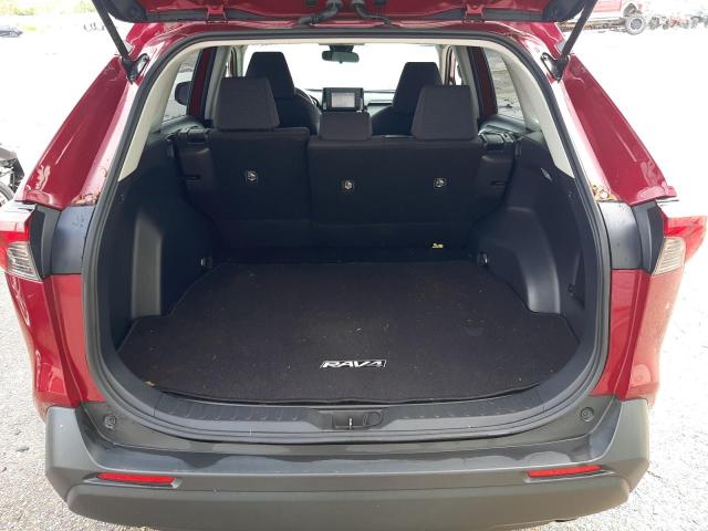 Photo 9 from auction – 2019 TOYOTA RAV4 LE with VIN JTMH1RFV5KD008758