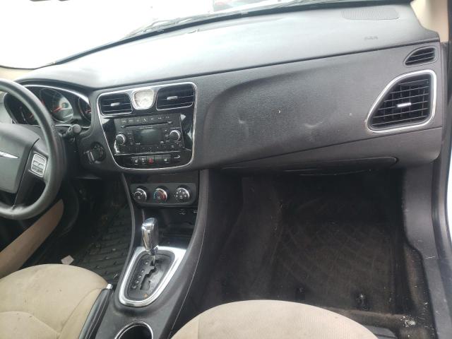 Photo 9 from auction – 2012 CHRYSLER 200 with VIN 1C3CCBAG1CN256476