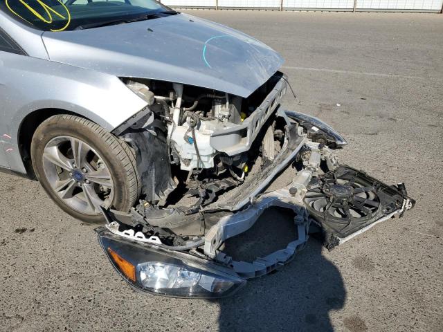 Photo 9 from auction – 2018 FORD FOCUS SE with VIN 1FADP3FEXJL217773