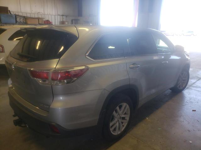 Photo 4 from auction – 2015 TOYOTA HIGHLANDER with VIN 5TDBKRFH9FS120941