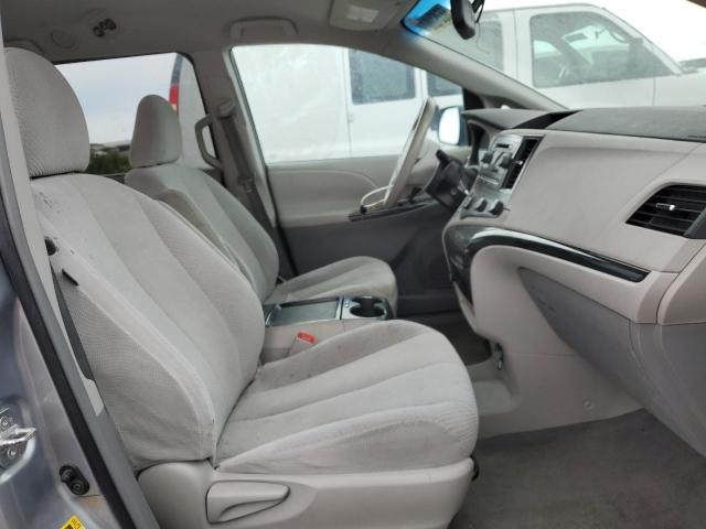 Photo 5 from auction – 2011 TOYOTA SIENNA LE with VIN 5TDKK3DC5BS090741