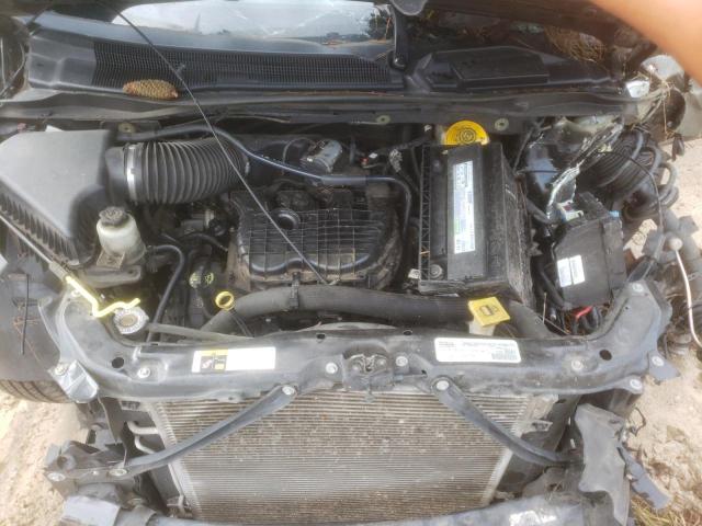 Photo 7 from auction – 2016 CHRYSLER TOWN & COU with VIN 2C4RC1BG8GR148055