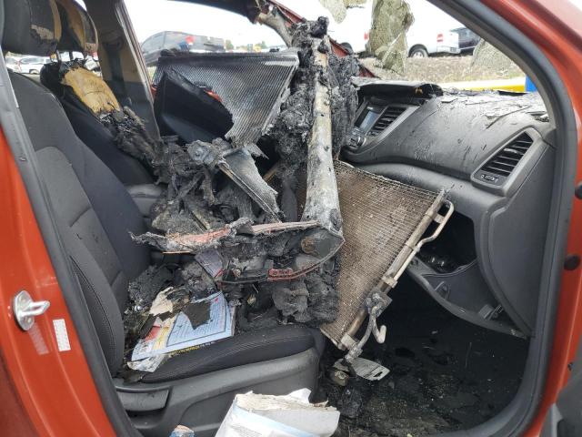 Photo 5 from auction – 2017 HYUNDAI TUCSON LIM with VIN KM8J33A41HU338618