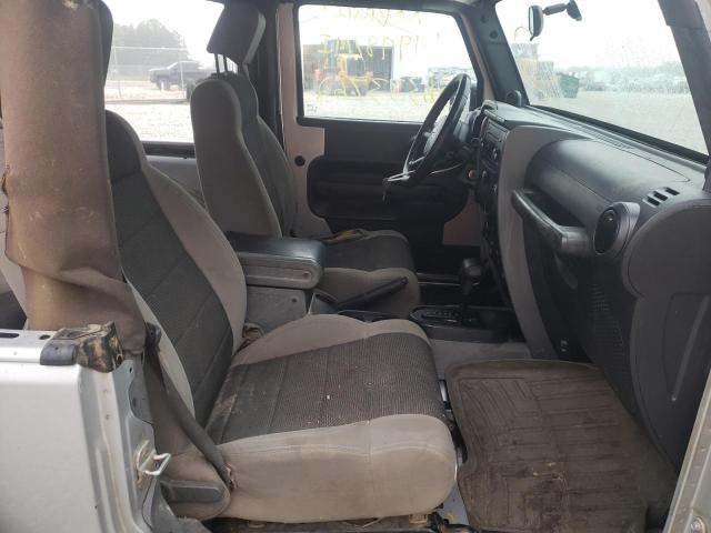 Photo 5 from auction – 2007 JEEP WRANGLER X with VIN 1J4FA24167L143477