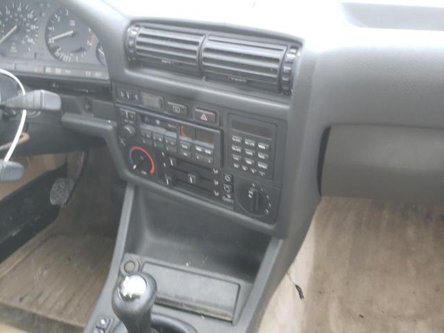 Photo 9 from auction – 1987 BMW 325 I with VIN WBABB1302H8270216