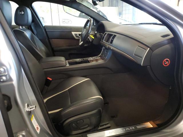 Photo 5 from auction – 2014 JAGUAR XF with VIN SAJWJ0EF9E8U14716