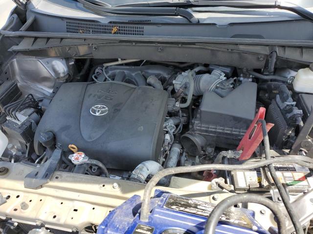 Photo 7 from auction – 2018 TOYOTA HIGHLANDER with VIN 5TDJZRFH1JS496419