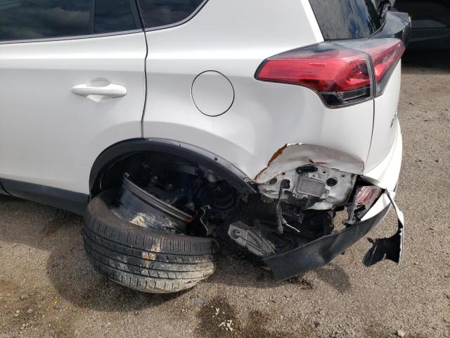 Photo 9 from auction – 2016 TOYOTA RAV4 SE with VIN 2T3NFREV1GW256411