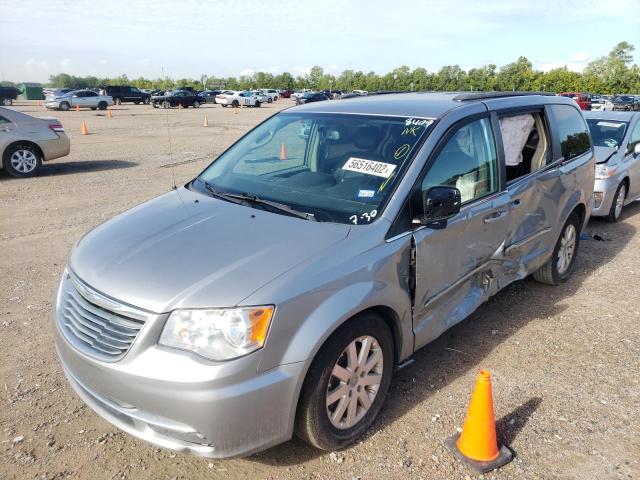 Photo 2 from auction – 2016 CHRYSLER TOWN & COU with VIN 2C4RC1BGXGR118409