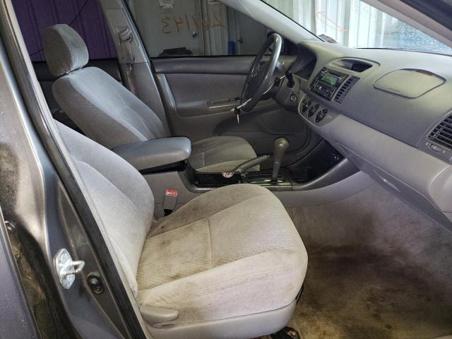Photo 5 from auction – 2004 TOYOTA CAMRY LE with VIN 4T1BF32K54U572280