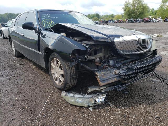LINCOLN TOWN CAR E 2008 with VIN 2LNHM84W08X646135 - Photo from auction