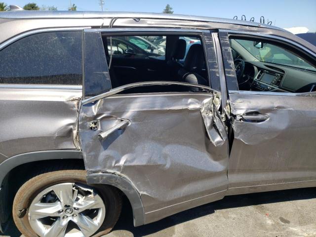 Photo 9 from auction – 2016 TOYOTA HIGHLANDER with VIN 5TDDCRFHXGS017826