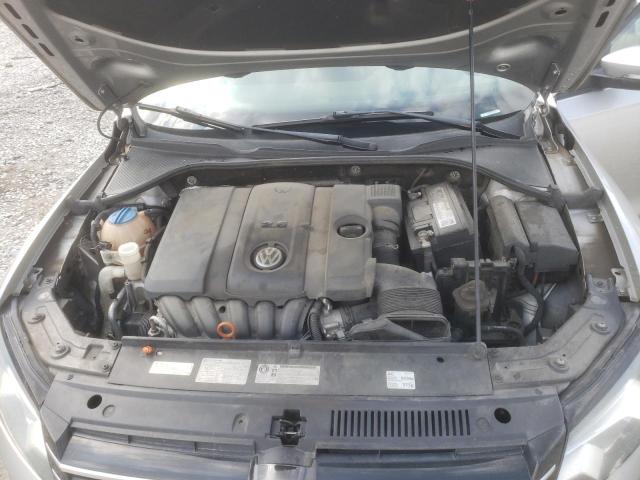 Photo 7 from auction – 2013 VOLKSWAGEN PASSAT S with VIN 1VWAP7A36DC053319