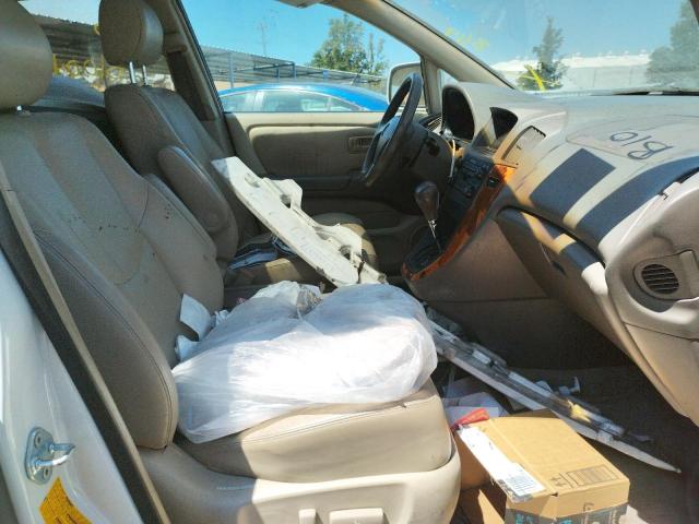 Photo 5 from auction – 2000 LEXUS RX 300 with VIN JT6HF10U6Y0105915