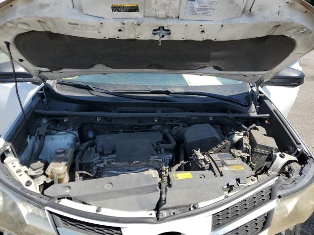 Photo 7 from auction – 2015 TOYOTA RAV4 LE with VIN JTMZFREV9FJ030812