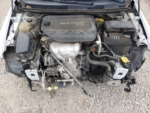 Photo 7 from auction – 2015 CHRYSLER 200 LIMITE with VIN 1C3CCCAB3FN728384