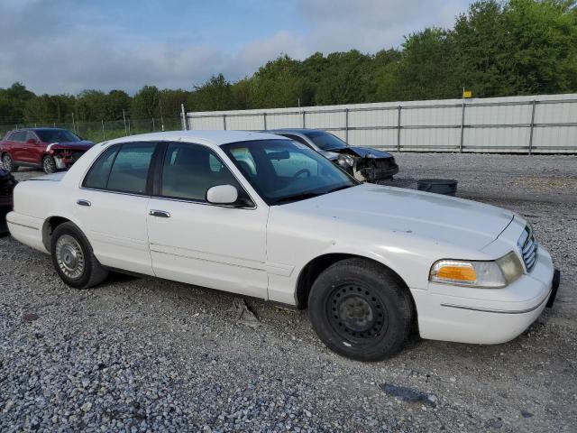 FORD CROWN VICT 1999 with VIN 2FAFP71W3XX197135 - Photo from auction