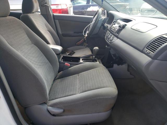 Photo 5 from auction – 2005 TOYOTA CAMRY LE with VIN 4T1BF32K15U099012