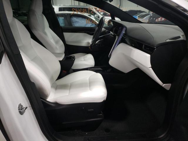 Photo 5 from auction – 2020 TESLA MODEL X with VIN 5YJXCAE28LF263896