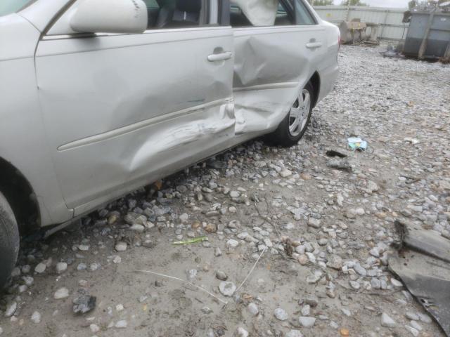 Photo 9 from auction – 2005 TOYOTA CAMRY LE with VIN 4T1BE30K75U071673