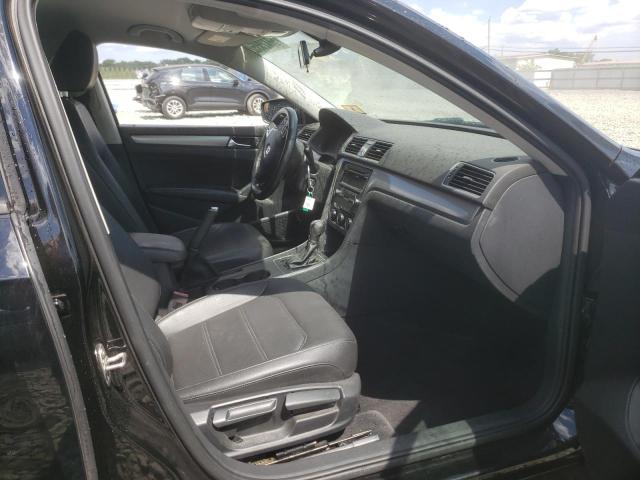 Photo 5 from auction – 2015 VOLKSWAGEN PASSAT S with VIN 1VWAT7A32FC045233