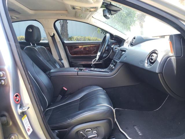 Photo 5 from auction – 2013 JAGUAR XJ with VIN SAJWA1C77D8V47345