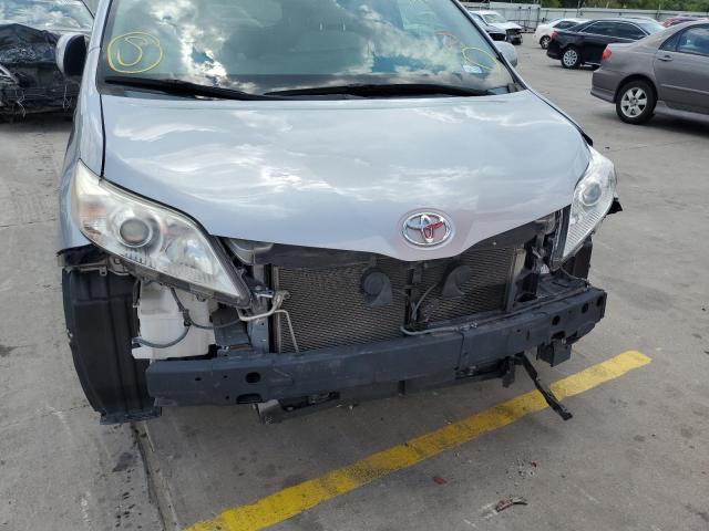 Photo 9 from auction – 2015 TOYOTA SIENNA LE with VIN 5TDJK3DC7FS097479