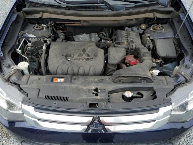Photo 7 from auction – 2015 MITSUBISHI OUTLANDER with VIN JA4AD3A34FZ004585