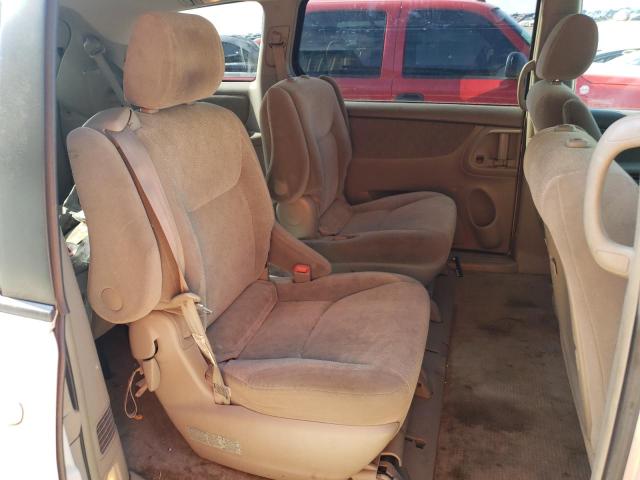 Photo 6 from auction – 2005 TOYOTA SIENNA XLE with VIN 5TDZA22C35S322045