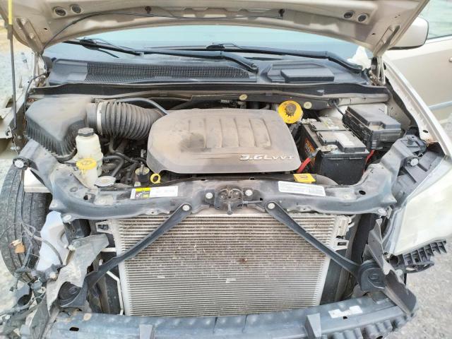 Photo 7 from auction – 2014 CHRYSLER TOWN & COU with VIN 2C4RC1BG4ER439102