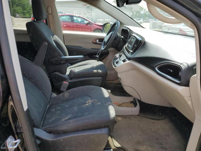 Photo 5 from auction – 2017 CHRYSLER PACIFICA L with VIN 2C4RC1CG3HR725672