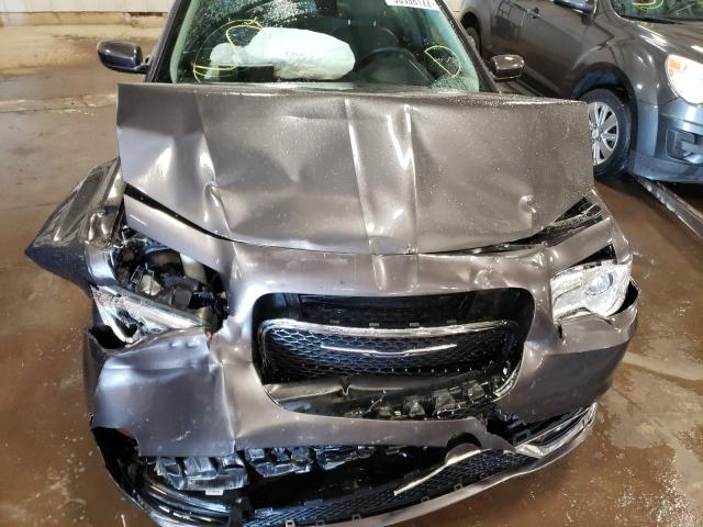 Photo 7 from auction – 2015 CHRYSLER 300 LIMITE with VIN 2C3CCAAG0FH846479