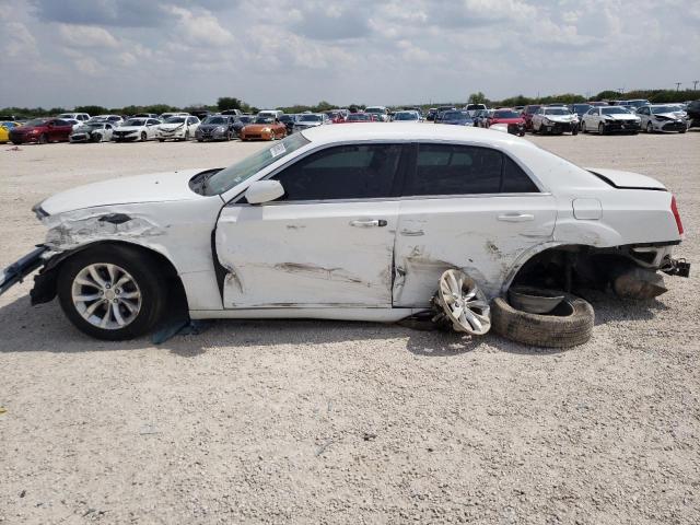 Photo 9 from auction – 2015 CHRYSLER 300 LIMITE with VIN 2C3CCAAG5FH755126
