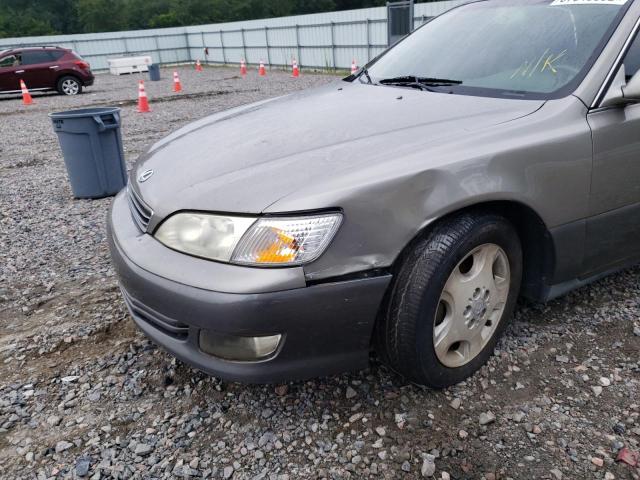 Photo 9 from auction – 2000 LEXUS ES 300 with VIN JT8BF28G7Y5090846