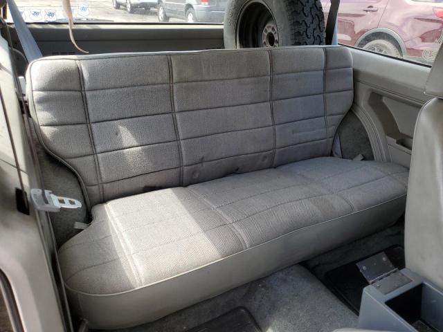 Photo 6 from auction – 1992 JEEP CHEROKEE S with VIN 1J4FJ87S2NL225890