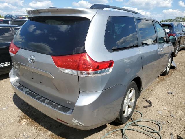 Photo 4 from auction – 2012 TOYOTA SIENNA LE with VIN 5TDKK3DC2CS242914