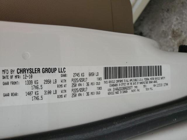 Photo 10 from auction – 2011 VOLKSWAGEN ROUTAN SE with VIN 2V4RW3DG9BR625977