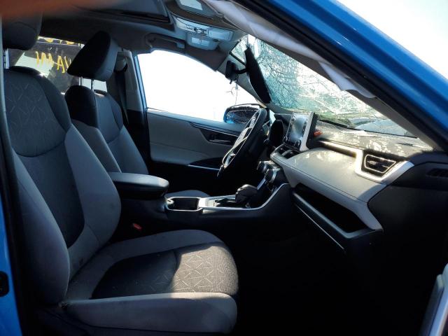 Photo 5 from auction – 2019 TOYOTA RAV4 XLE with VIN JTMP1RFV2KD508842