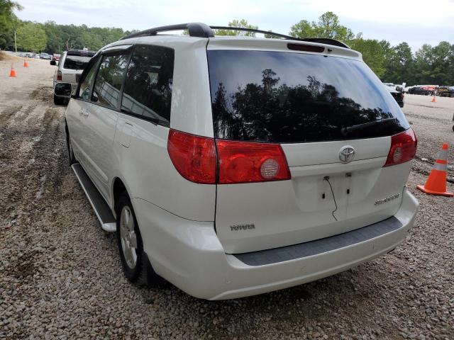 Photo 3 from auction – 2010 TOYOTA SIENNA with VIN 5TDYK4CC1AS298907